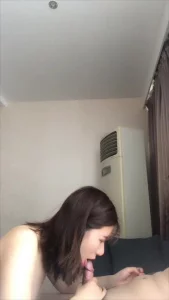 他妈的你能不能快点射出来我老公马上回来了你是不是想死